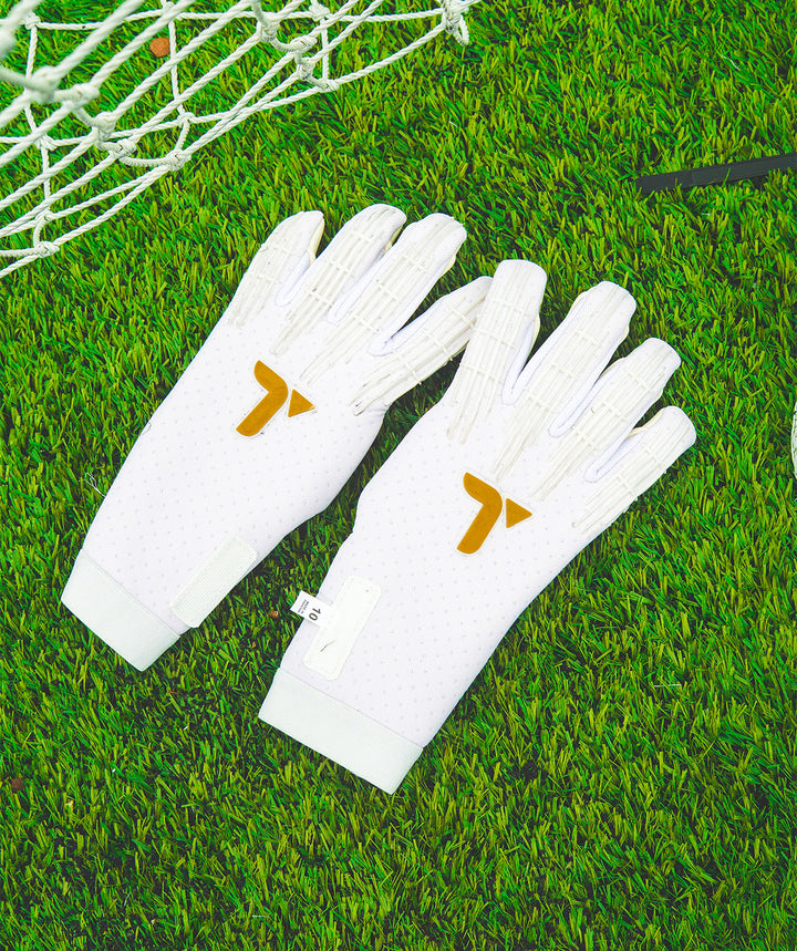 Professional Goalkeeper Gloves in UK