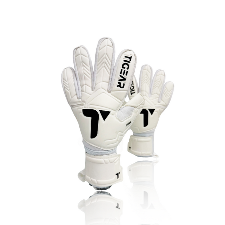 ARMOUR Goalkeeper Gloves