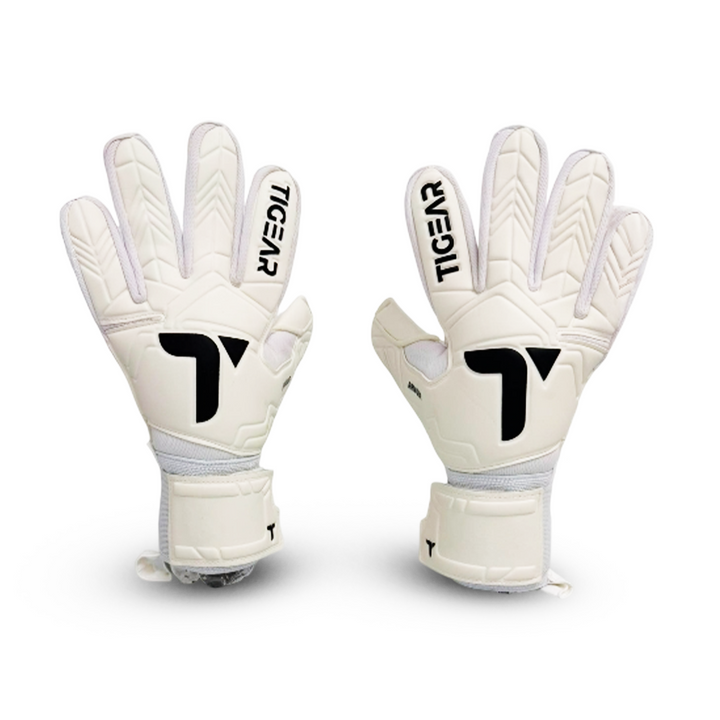 ARMOUR Goalkeeper Gloves