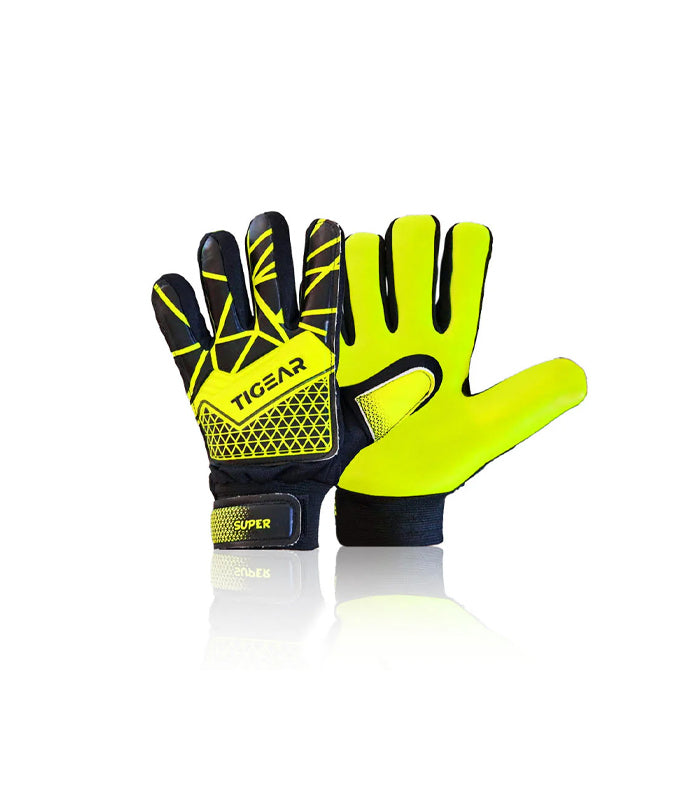 Kids Goalkeeper Gloves In UK