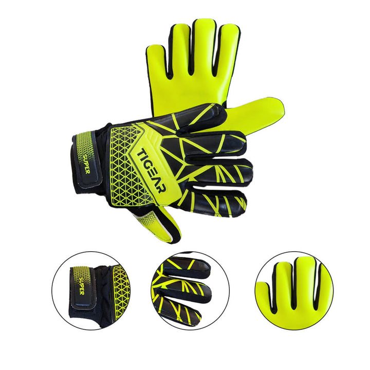Kids Goalkeeper Gloves In UK